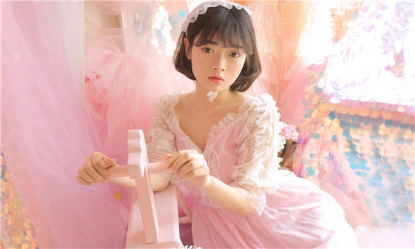 尖峰镇供卵试管代怀生子多少钱？这一直是很多不孕不育家庭关注的话题。在中国，不孕不育的发生率越来越高，根据《中国不孕不育现状调研报告》显示，育龄夫妇的不孕不育率从20年前的3%增长至现在的12.5%-18.2%，患者人数高达6000万以上。在这样的背景下，许多家庭通过供卵试管来实现自己的生育梦想。那么，供卵试管代怀生子的费用到底是多少呢？